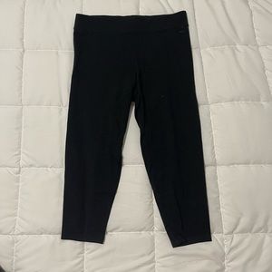 Victoria Secret Capri leggings